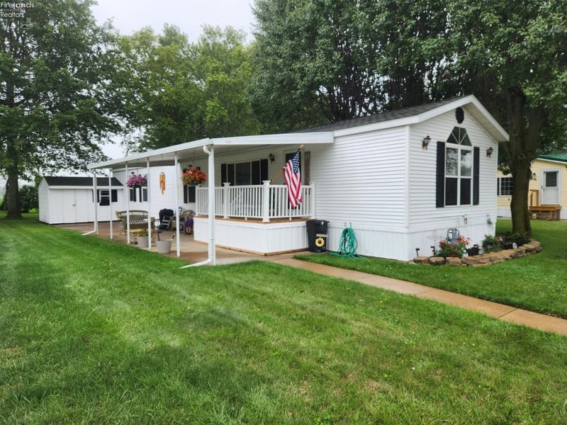 43 E Bass Circle, Marblehead, OH 43440 Photo 1
