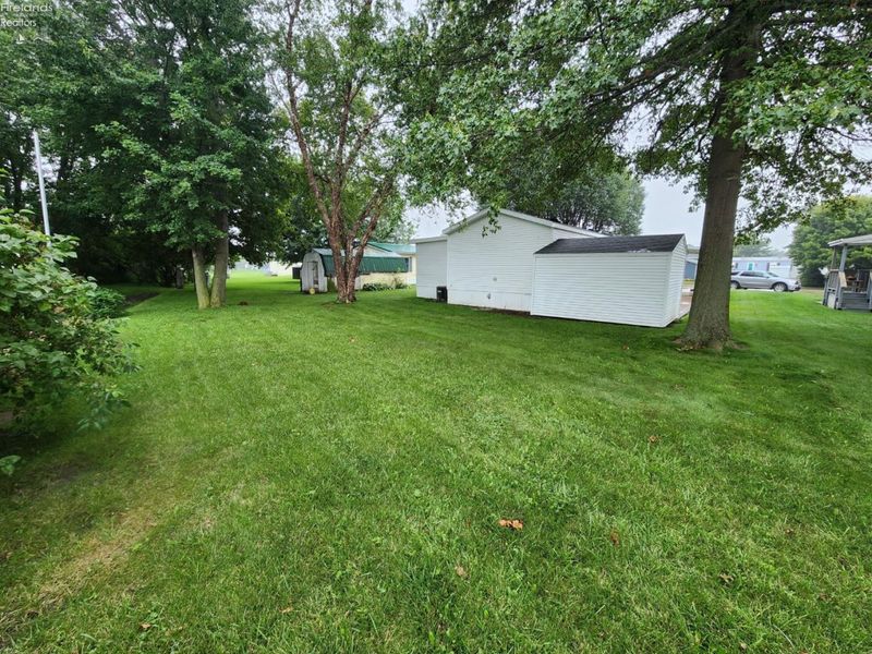 43 E Bass Circle, Marblehead, OH 43440 Photo 5
