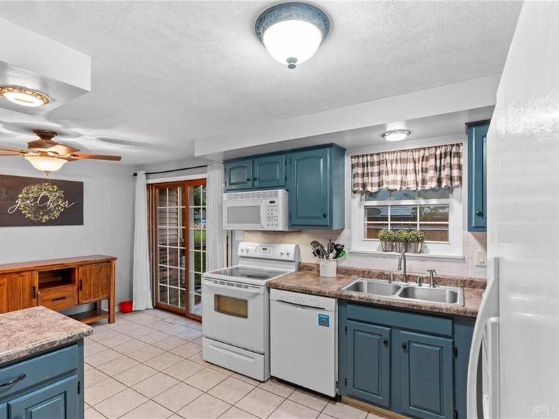 4531 Seville Drive, Englewood, OH 45322 Photo 19