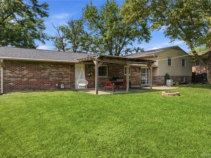 4531 Seville Drive, Englewood, OH 45322 Photo 5
