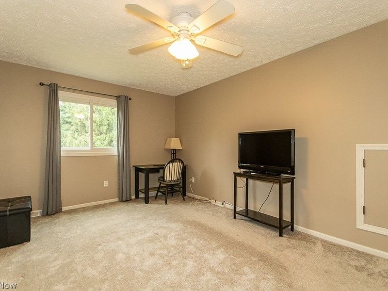 10041 Chardon Road, Chardon, OH 44024 Photo 23