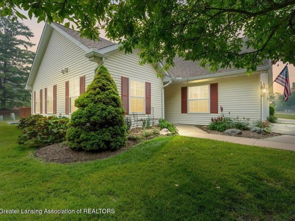 880 Lenna Keith Circle, East Lansing, MI 48823