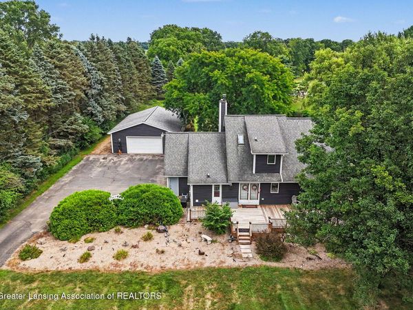6485 Tucker Road, Eaton Rapids, MI 48827
