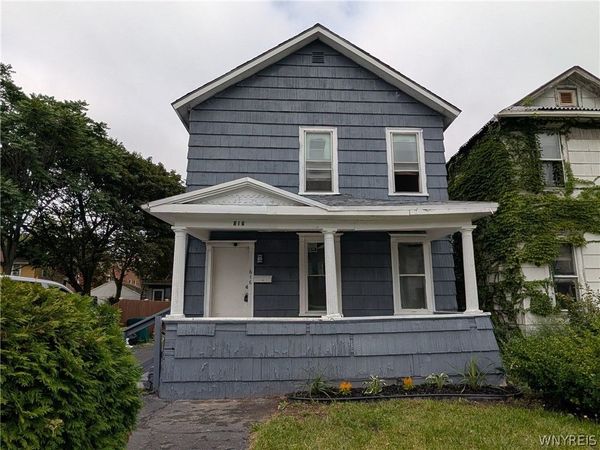 616 7th Ave (upper), Niagara Falls, NY 14301