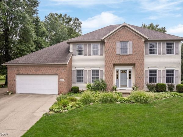 2650 Missenden Street NW, North Canton, OH 44720
