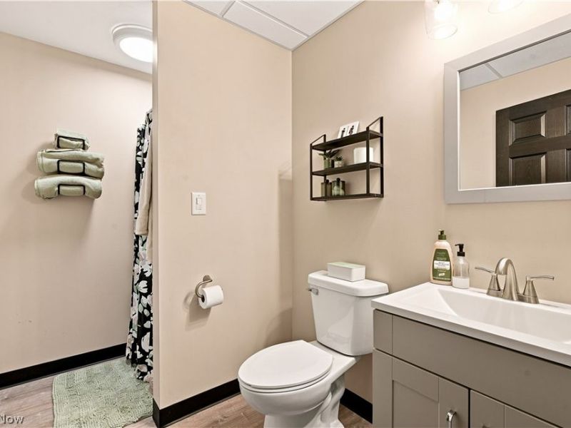 2441 Eastwood Avenue, Akron, OH 44305 Photo 32