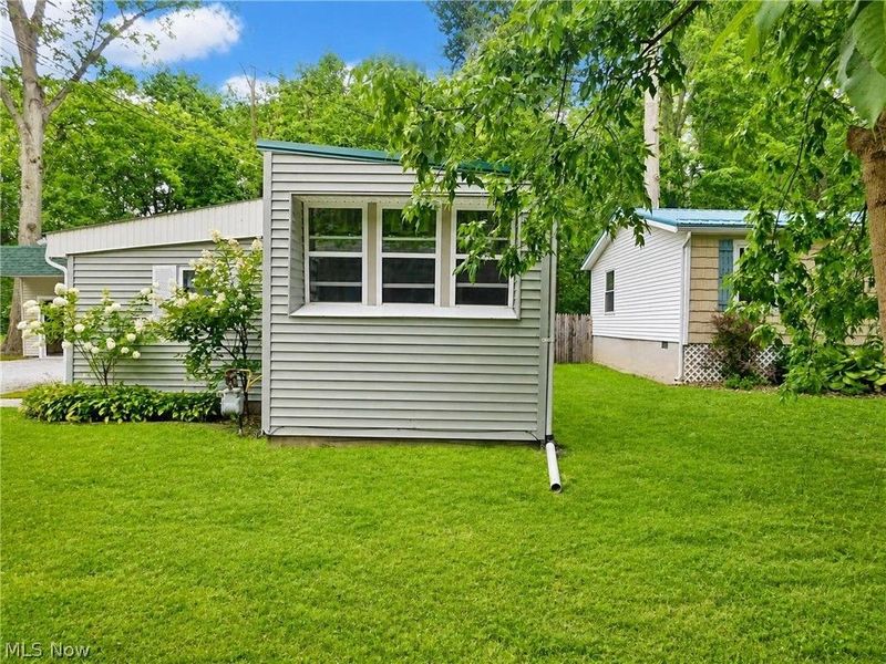 5108 University Drive, Geneva on the Lake, OH 44041 Photo 4