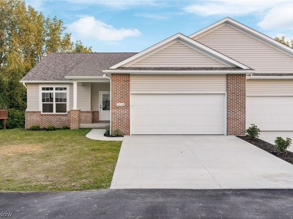 1115 Queen Anne Drive NW, Massillon, OH 44647
