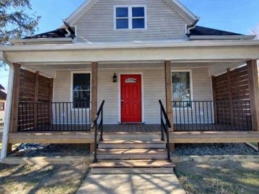 252 S Main Street , Cloverdale, IN 46120