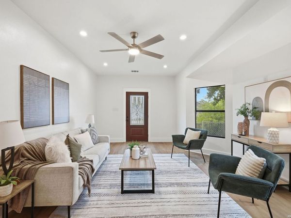 1629 Santa Anna, San Antonio, TX 78201
