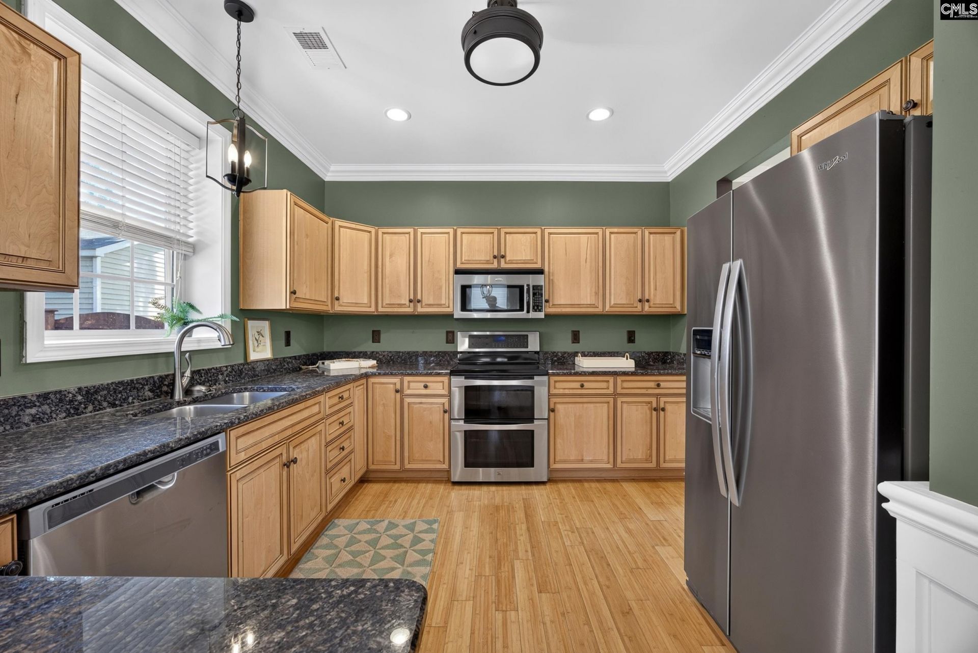 626 Harbour Pointe Drive  Photo 14