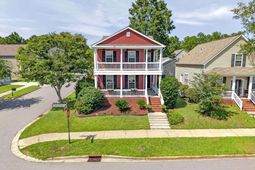 626 Harbour Pointe Drive photo 4