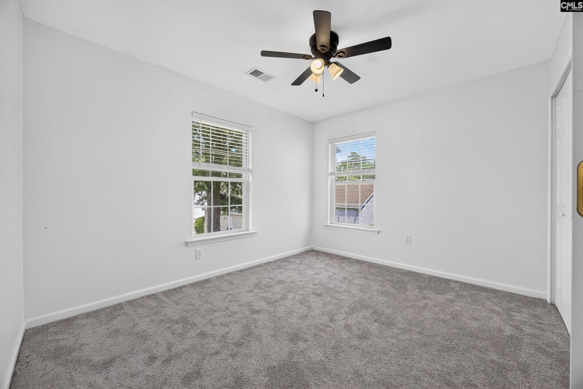 626 Harbour Pointe Drive  Photo 24
