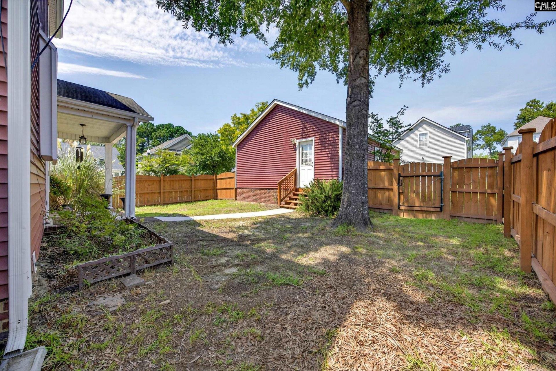 626 Harbour Pointe Drive  Photo 38