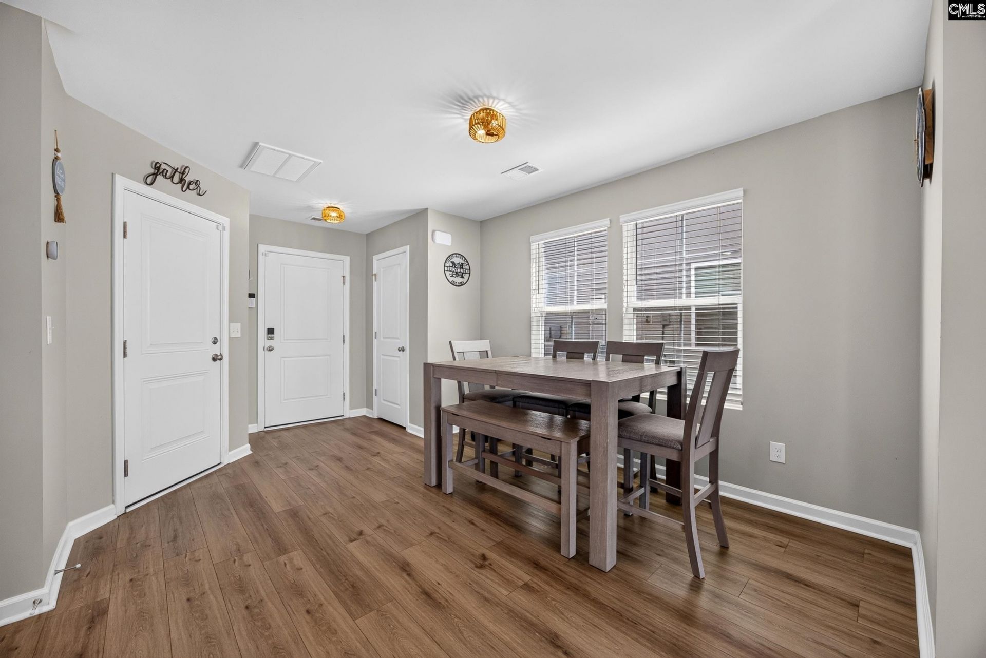 2045 Cold Rocks Way Photo 6