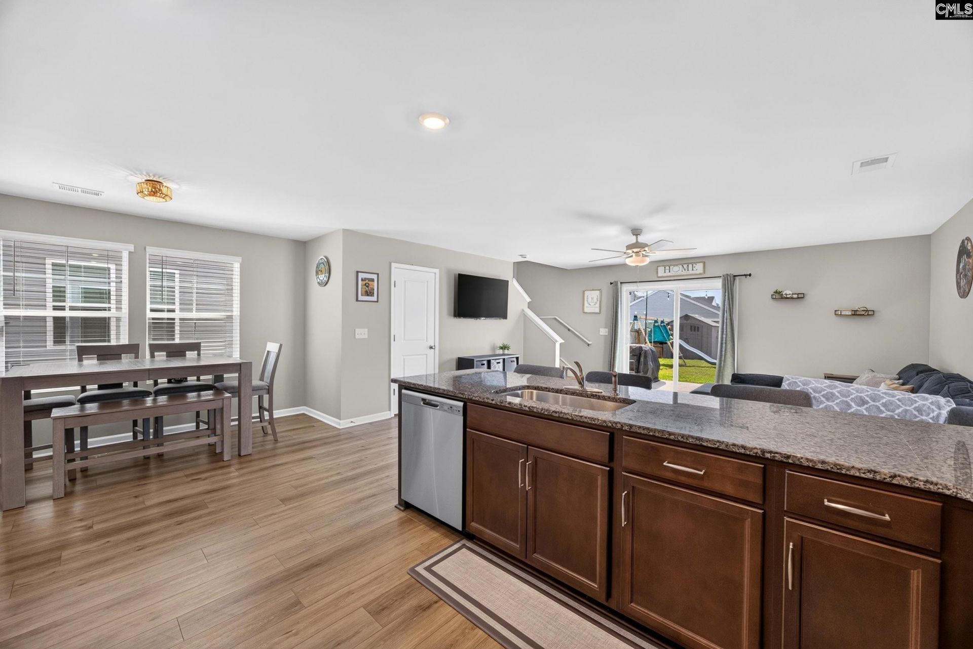 2045 Cold Rocks Way Photo 9