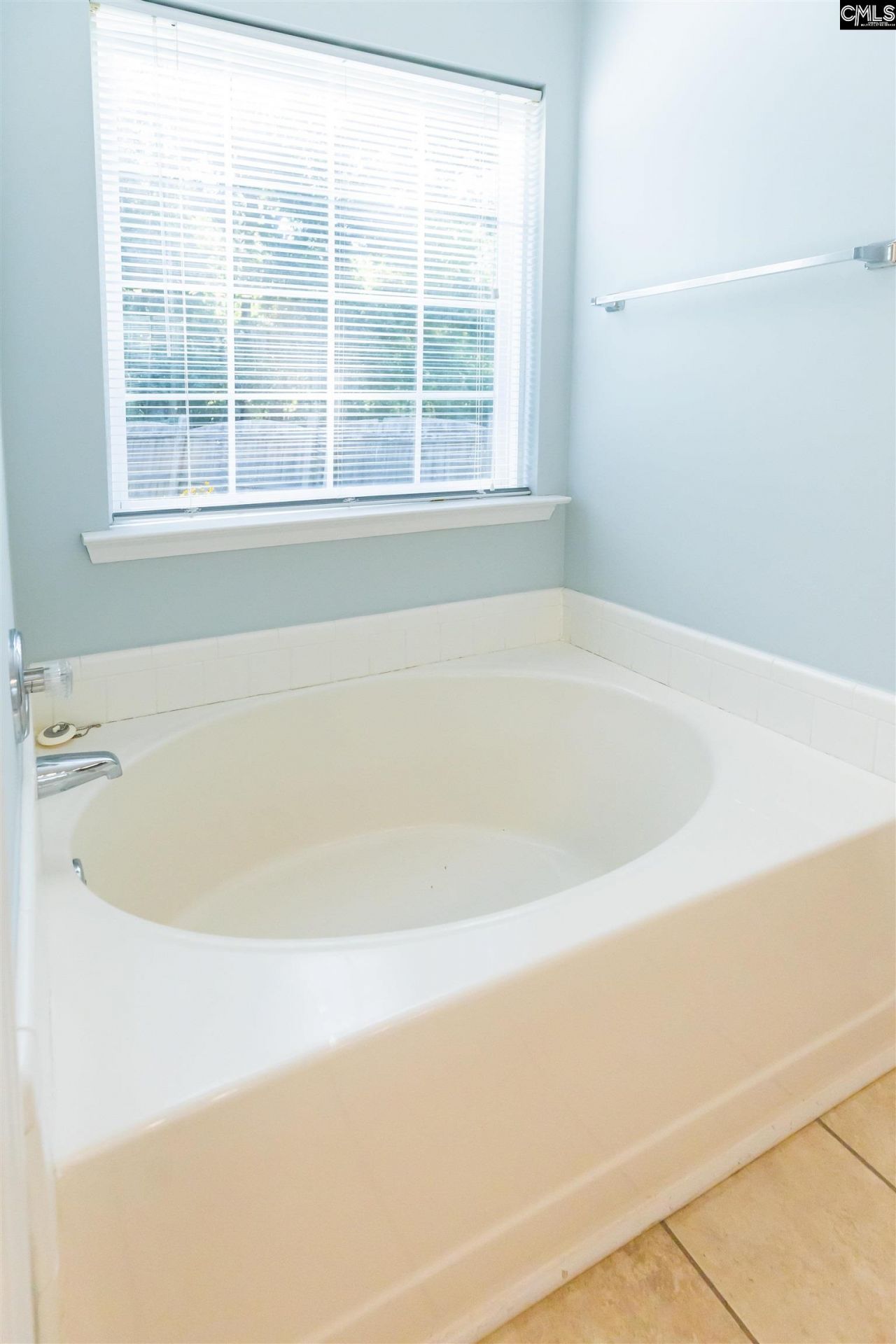 304 Cobbleview Drive Photo 24