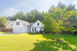 304 Cobbleview Drive photo 4