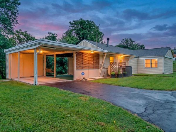 4802 Northwood DR NW, Roanoke, VA 24017