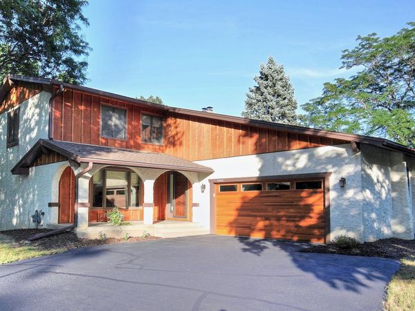 2400 Garland Lane N, Plymouth, MN 55447