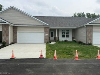1117 Queen Anne Drive NW Massillon, OH 44647