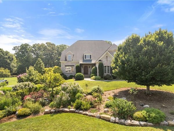 4429 Timberfield Drive, Pfafftown, NC 27040