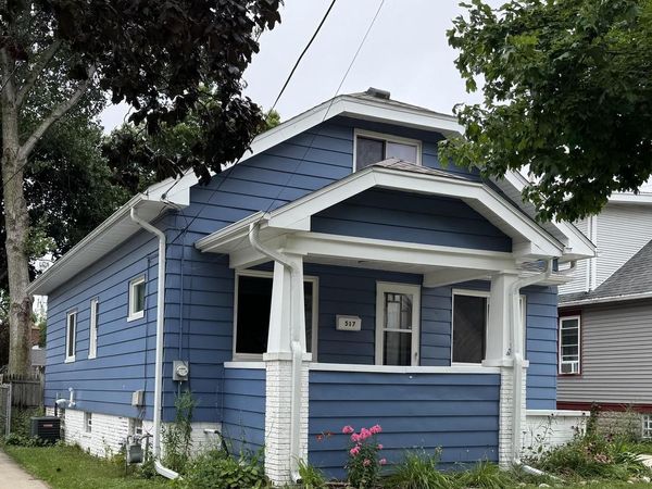 517 Hayes AVENUE, Racine, WI 53405