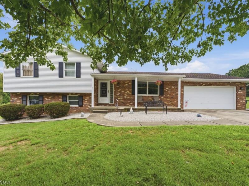 10811 Buehler Road NE, Bolivar, OH 44612 Photo 1