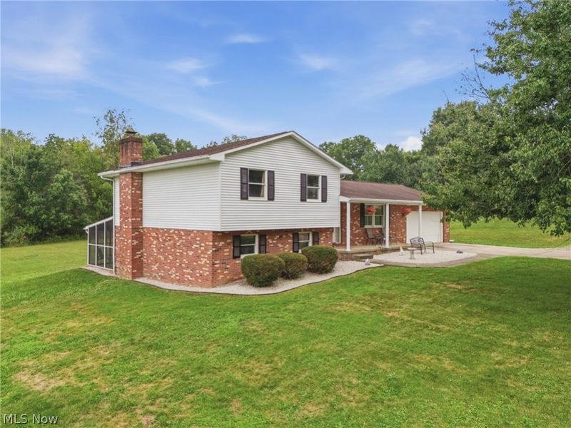 10811 Buehler Road NE, Bolivar, OH 44612 Photo 2