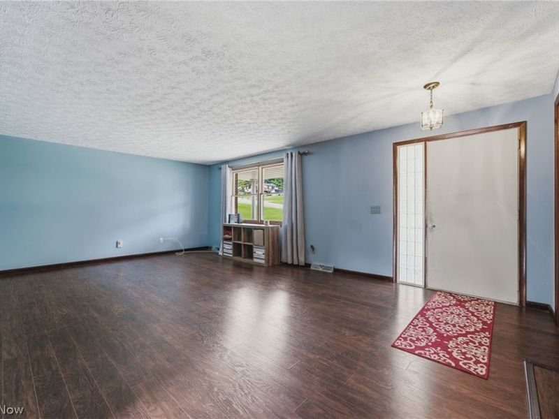 10811 Buehler Road NE, Bolivar, OH 44612 Photo 24