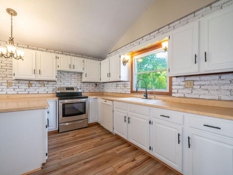 9901 Ballentine Pike, New Carlisle, OH 45344 Photo 4