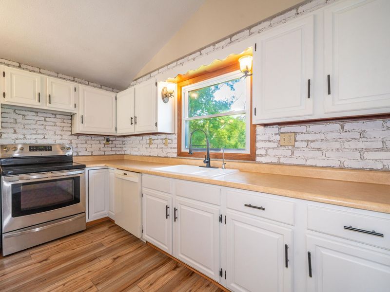 9901 Ballentine Pike, New Carlisle, OH 45344 Photo 5