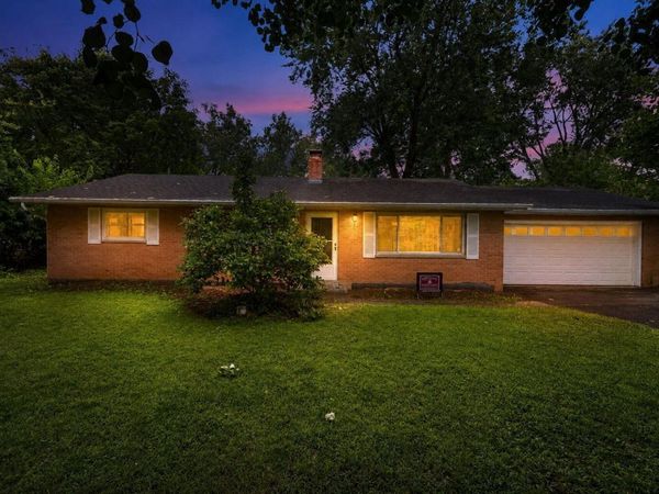 3483 Maple Shade Court , Columbus, OH 43228