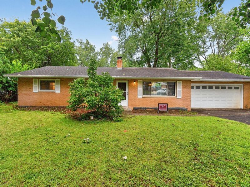 3483 Maple Shade Court , Columbus, OH 43228 Photo 3