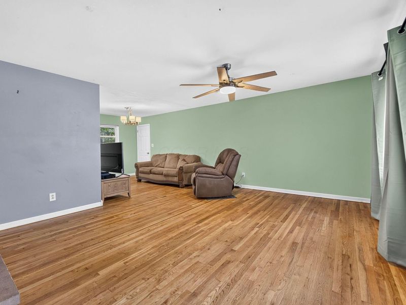 3483 Maple Shade Court , Columbus, OH 43228 Photo 5