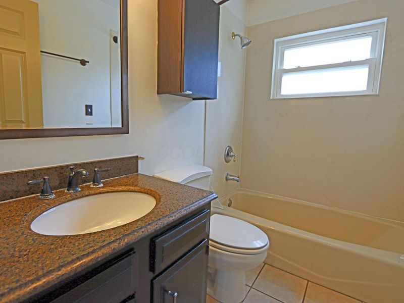 925 S Chesterfield Road, Columbus, OH 43209 Photo 17