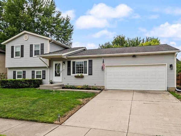 93 Limetree Drive , Delaware, OH 43015