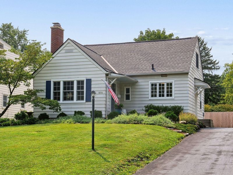 879 Francis Avenue, Bexley, OH 43209 Photo 1