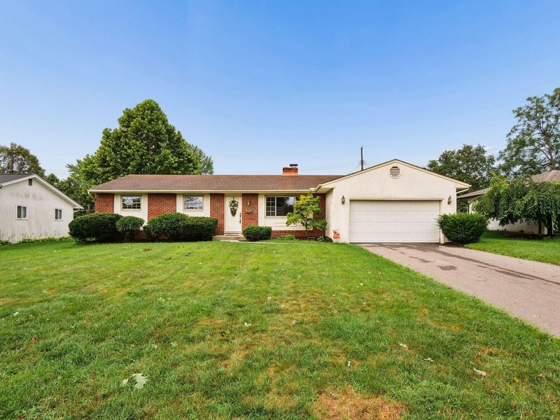 1069 Kennington Avenue, Columbus, OH 43220 Photo 2