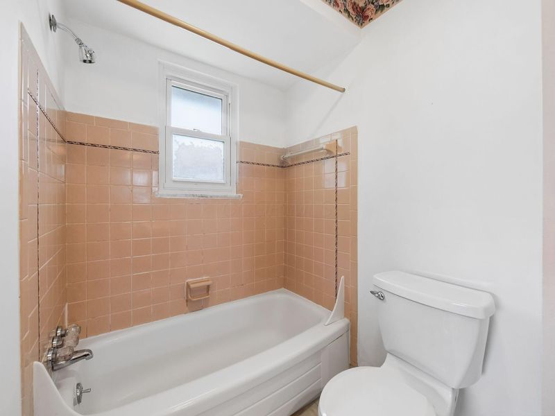1069 Kennington Avenue, Columbus, OH 43220 Photo 36