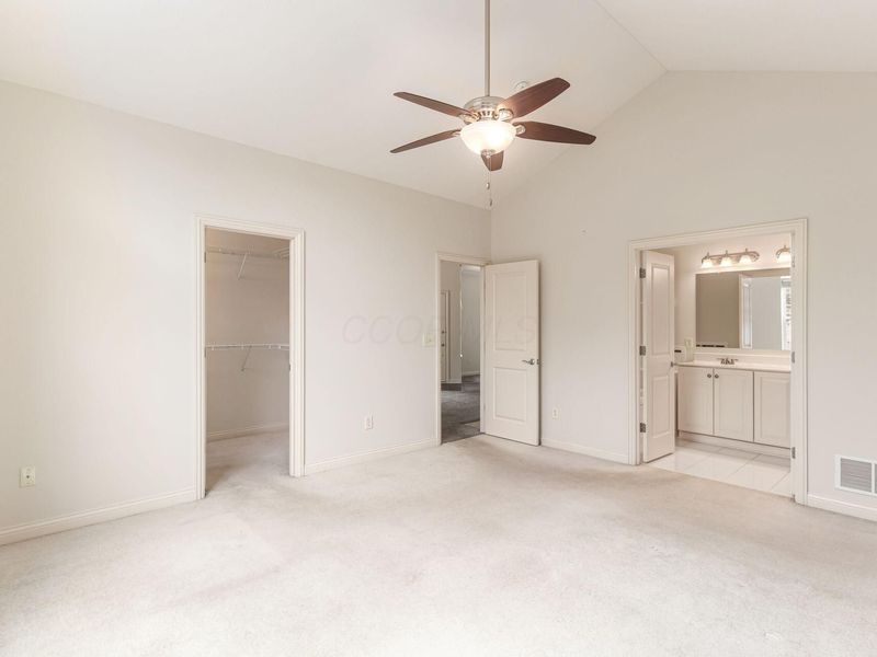 7518 Acela Street , Columbus, OH 43235 Photo 18