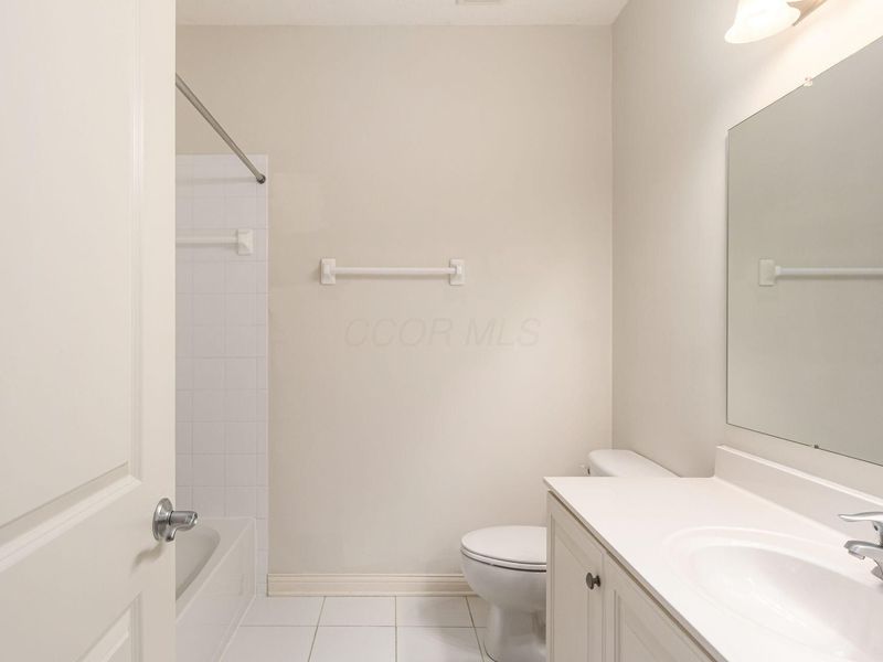 7518 Acela Street , Columbus, OH 43235 Photo 24