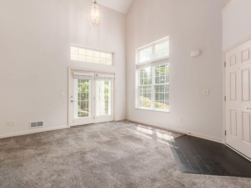 7518 Acela Street , Columbus, OH 43235 Photo 7