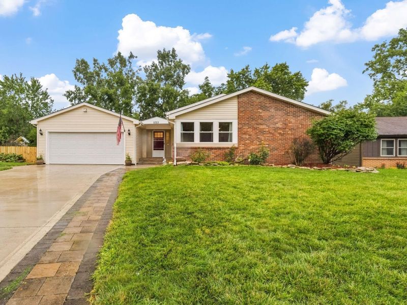 5723 Greendale Drive , Galloway, OH 43119 Photo 1