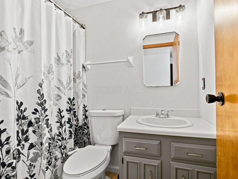 5723 Greendale Drive , Galloway, OH 43119 Photo 24
