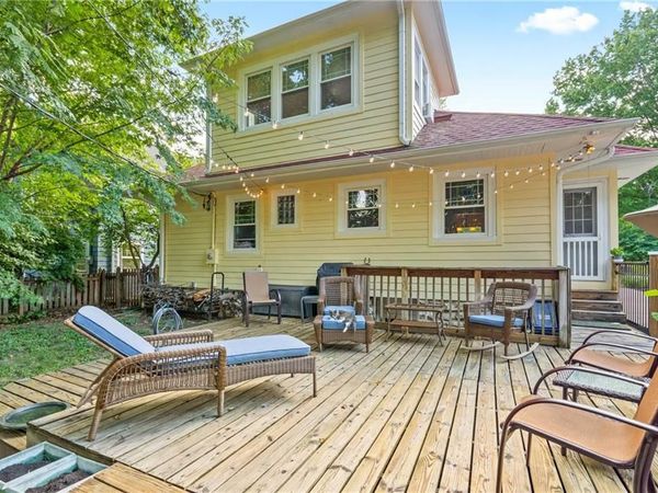 6439 Walnut Street, Kansas City, MO 64113