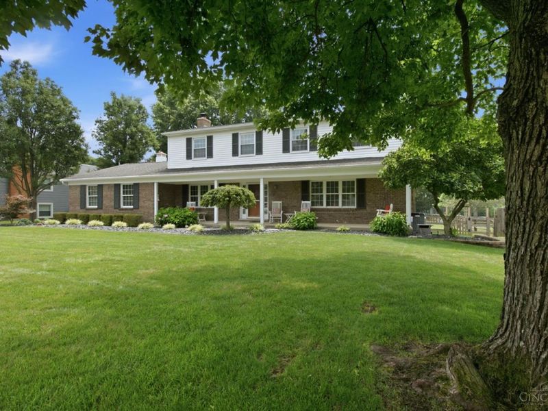 7039 Sprucewood Court, West Chester, OH 45241 Photo 2