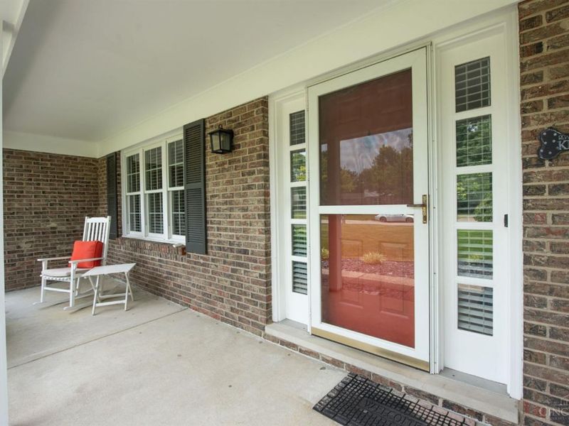 7039 Sprucewood Court, West Chester, OH 45241 Photo 4