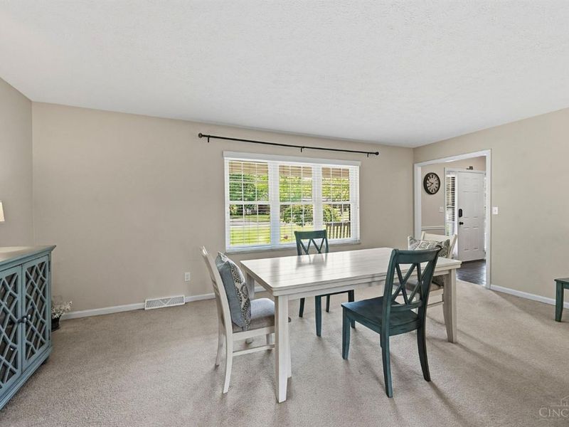 7039 Sprucewood Court, West Chester, OH 45241 Photo 7