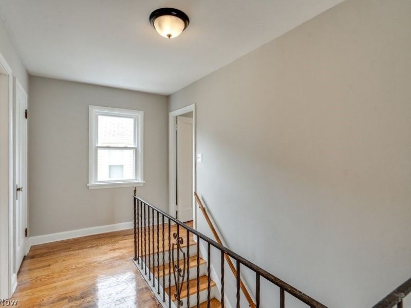 14702 Caldwell Avenue, Cleveland, OH 44111 Photo 18